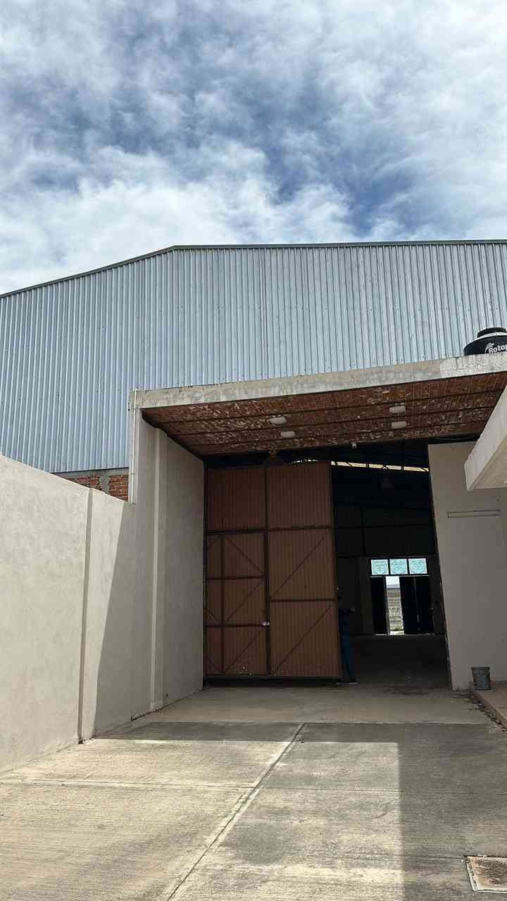 bodega en renta calle 16 de septiembre buenavista tlajomulco de zuniga jalisco pEpmAZw