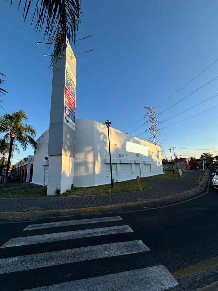 local comercial en renta avenida camino a bosque de san isidro san isidro zapopan jalisco pOwc1M7